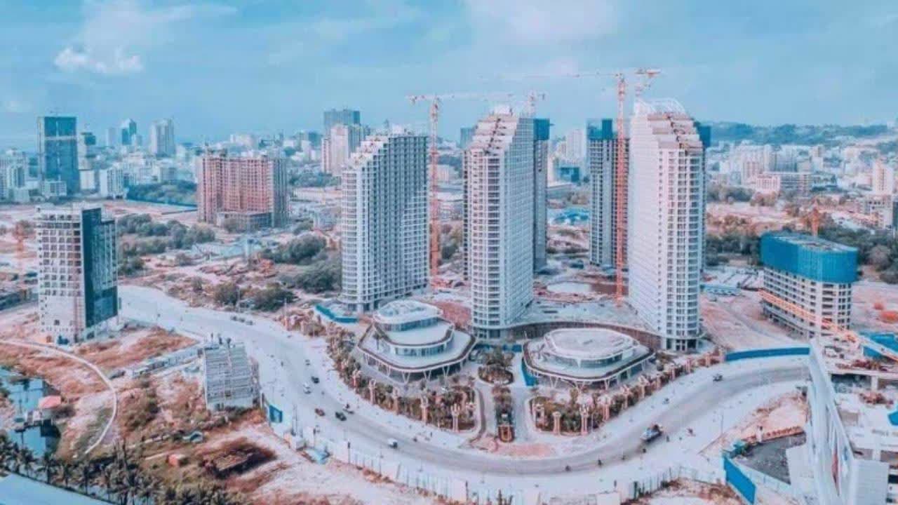 受疫情影响，西港许多房地产开发项目陷入停滞状态